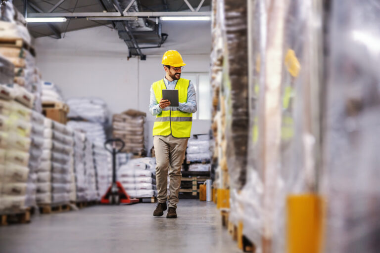 logistics AdobeStock 349770975 scaled