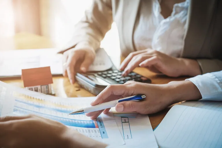 financial strategy 768x512